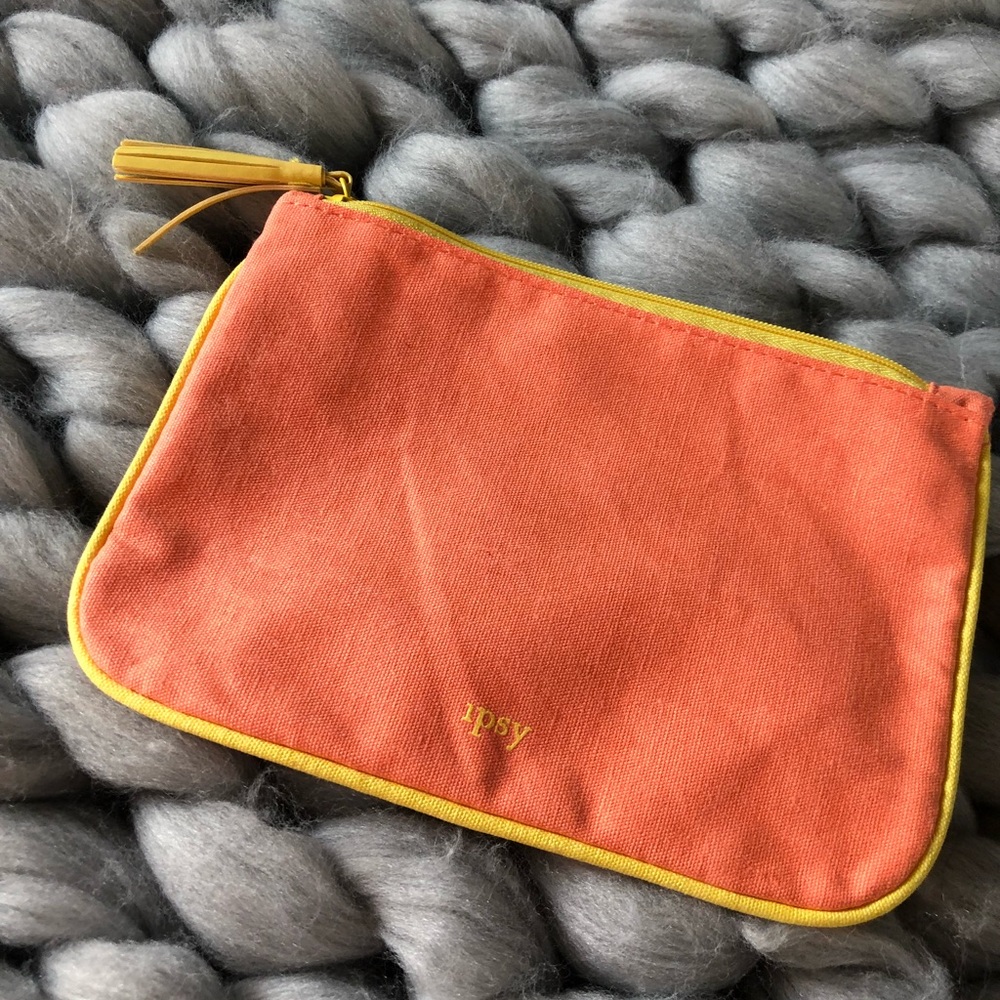 Ipsy bag - Picture 3 of 3